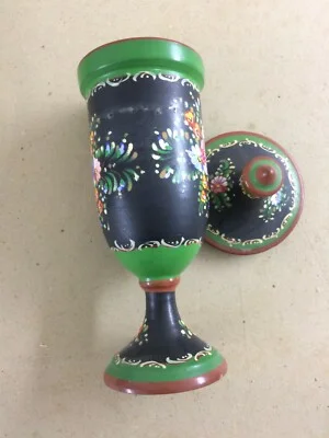 Collector's Ceramic with Polychrome Floral Decoration, Deruta, Gialletti, 20th Century