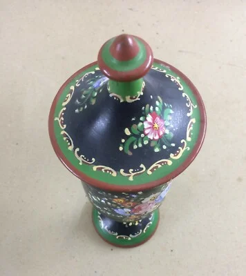 Collector's Ceramic with Polychrome Floral Decoration, Deruta, Gialletti, 20th Century