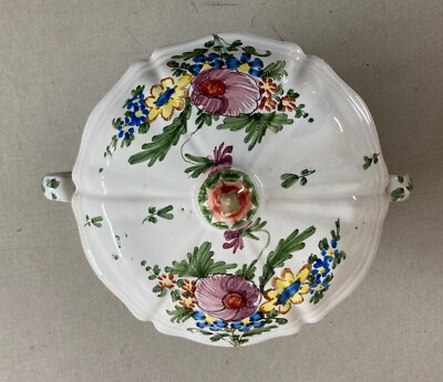 Decorativo Soprammobile: Piccola Zuppiera Con Coperchio E Decoro Floreale