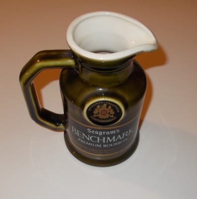 Brocca Pubblicitaria Seagram'S Benchmark Bourbon In Ceramica
