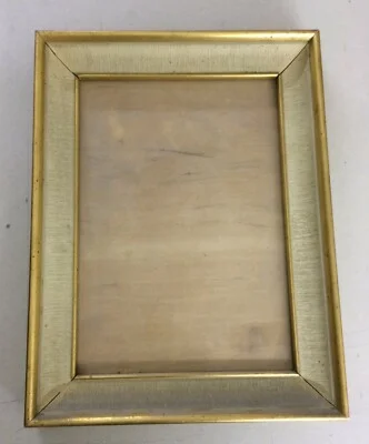 Decorative Wood Frame for Paintings and Prints