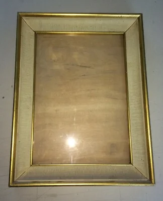 Decorative Wood Frame for Paintings and Prints