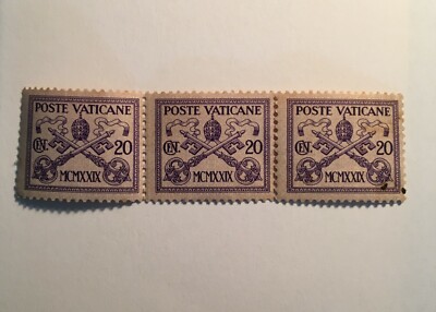 Filatelia: Francobolli Da Collezione Delle Poste Vaticane, Araldica, Triplo Francobollo