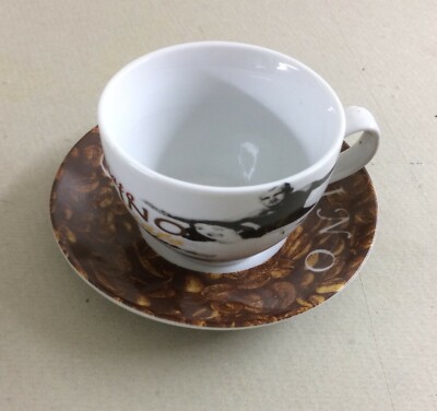 Tazza E Piattino Pubblicitari Per Caffetteria E Latte Macchiato