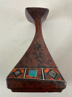Vaso In Ceramica Stilizzato E Policromo, Design Del Novecento