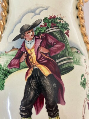 Vaso Figurato In Ceramica Esperia Con Scene Di Vendemmia E Costumi Popolari