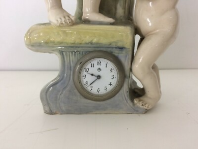 Orologio Con Puttini E Portafiori In Ceramica Liberty