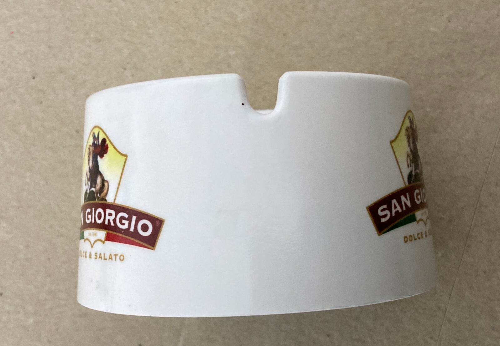 San Giorgio Dolce E Salato: Posacenere Pubblicitario Mebel