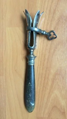 Vintage Gigot Holder in Bone and Chrome-Plated Metal