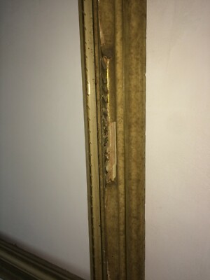 Cornice In Legno Laccato E Dorato A Guisa Di Laccatura Fiorentina