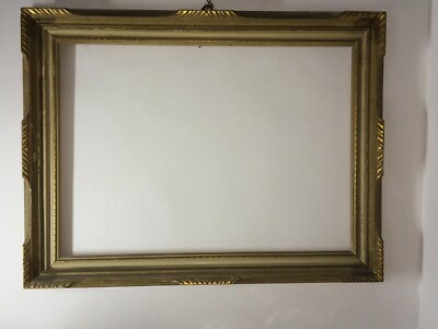 Cornice In Legno Laccato E Dorato A Guisa Di Laccatura Fiorentina