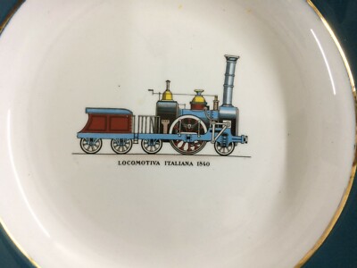 Piatto Decorativo Con Locomotiva Italiana Del 1840