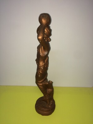 Giocoliera Orientale: Scultura Decorativa In Gesso Ramato, Stile Liberty