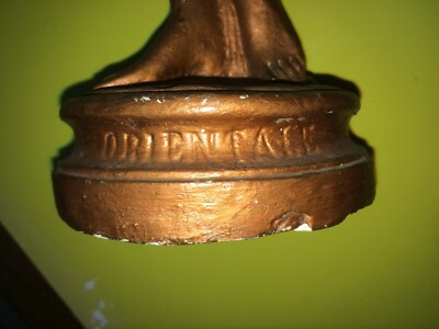 Giocoliera Orientale: Scultura Decorativa In Gesso Ramato, Stile Liberty