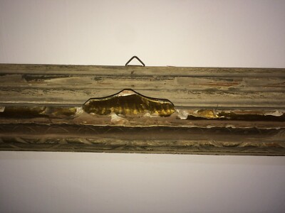 Cornice d'Epoca In Legno Laccato E Dorato Artisticamente Modellata