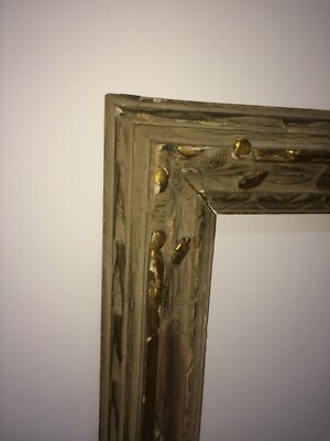 Cornice d'Epoca In Legno Laccato E Dorato Artisticamente Modellata