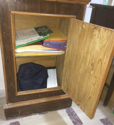 Complemento d'Arredo: Mobile Libreria E Cassa Per Orologio A Colonna