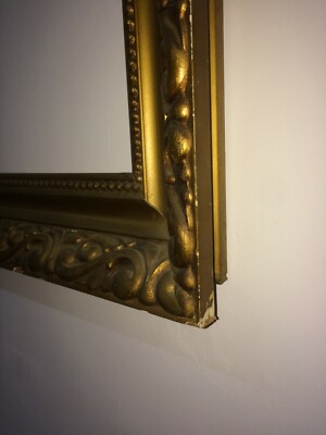 Decorativa Cornice Dorata Con Rilievi Artistici, Circa 1930