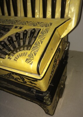 Musica, Strumenti Musicali d'Epoca: Fisarmonica Da Collezione Fontanella, Pesaro