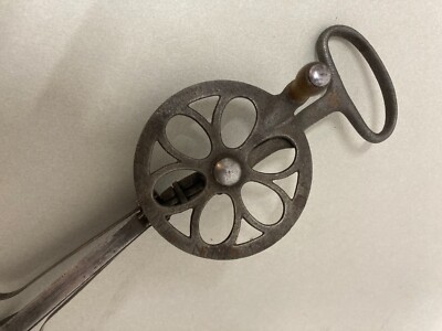 Artigianato Del Ferro: Antico Frullatore Manuale Dover Pattern Improved
