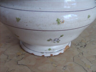 Antica Zuppiera In Ceramica Con Decori Floreali Policromi