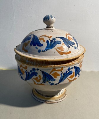 Zuppiera Antica In Ceramica Popolare Con Decori Floreali Policromi