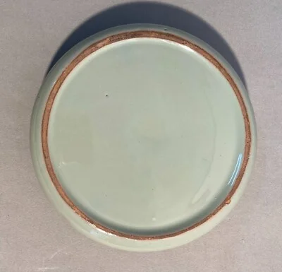 Artistica Ceramica: Cofanetto Decorato con Costume Popolare (abruzzo o Marche)