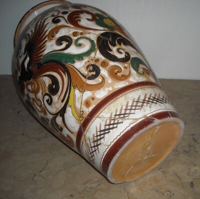 Vaso Decorativo In Ceramica Con Stemma Araldico Nobiliare