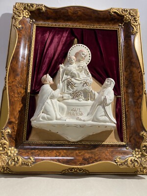 Arte Devozionale: Madonna Del Rosario Di Pompei. Scultura In Ceramica Firmata In Cornice.