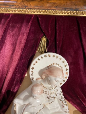 Arte Devozionale: Madonna Del Rosario Di Pompei. Scultura In Ceramica Firmata In Cornice.
