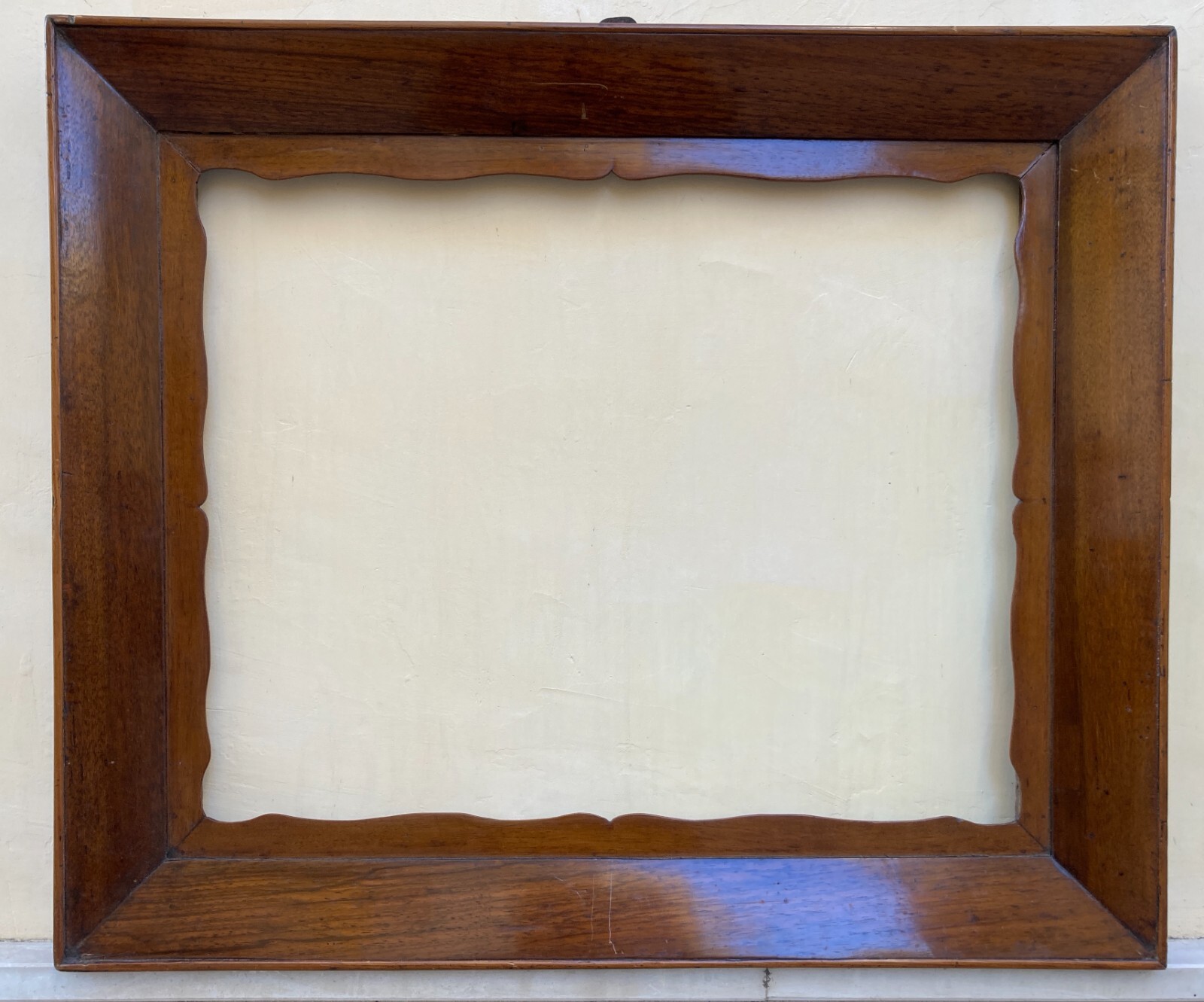 Grande Cornice Decorativa In Legno Della Metà Del XIX Secolo
