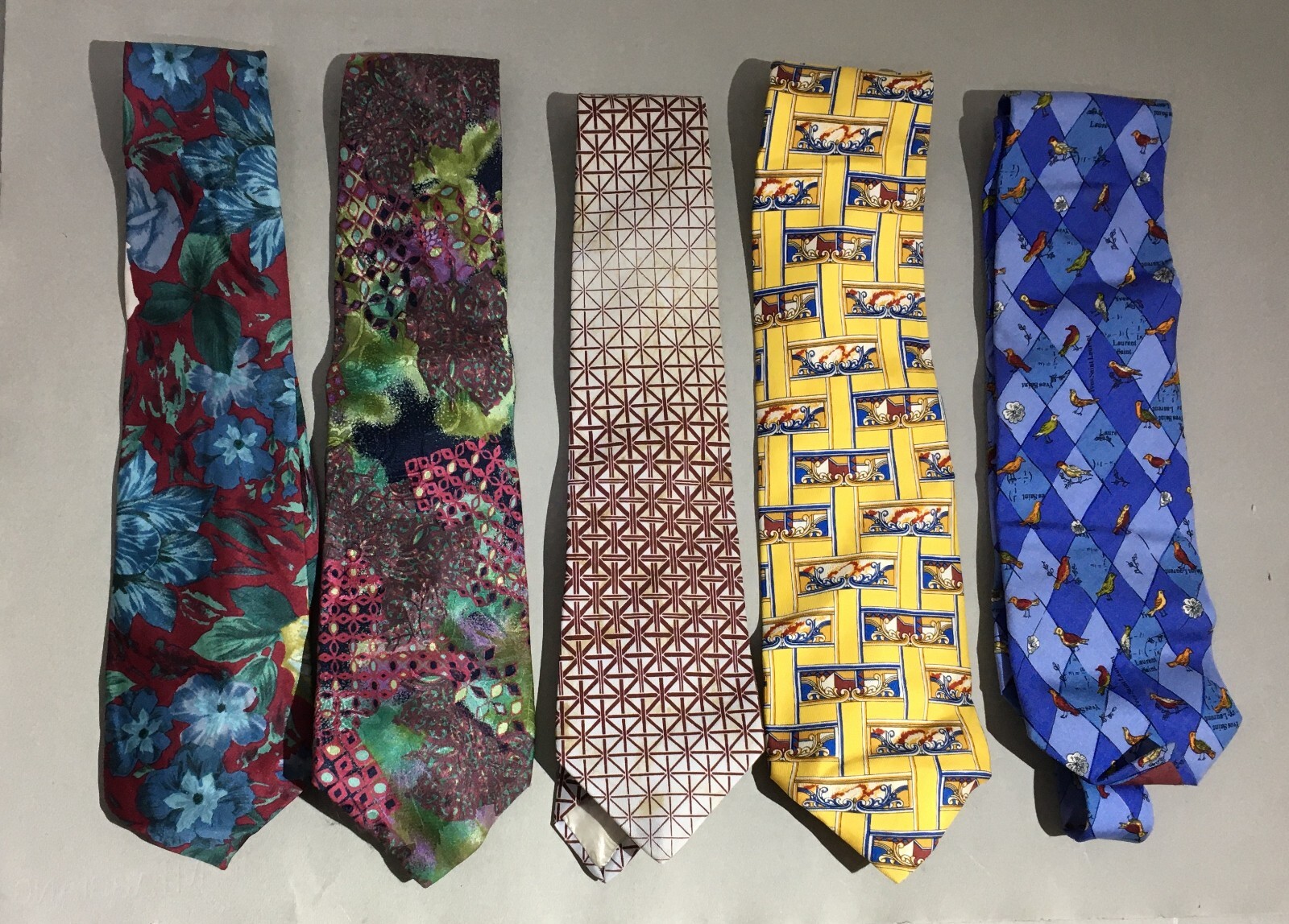 Abbigliamento Maschile Vintage: Cravatte In Tessuti Decorati