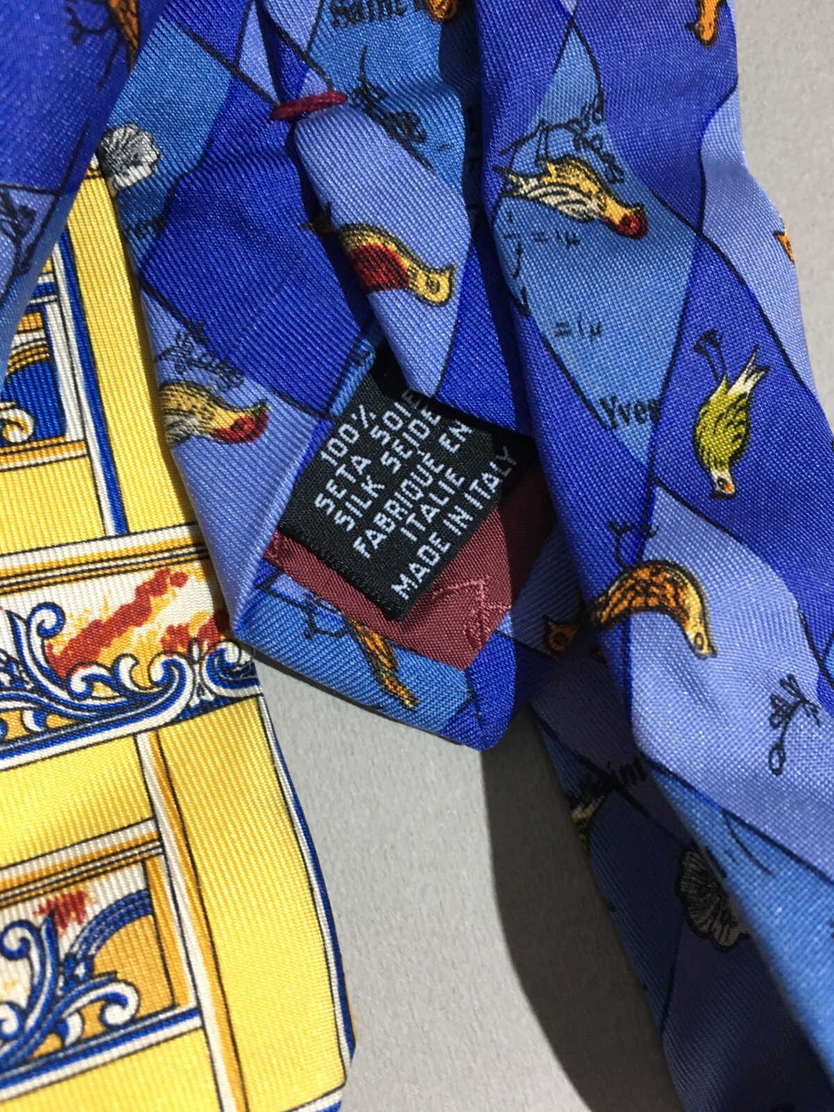 Abbigliamento Maschile Vintage: Cravatte In Tessuti Decorati
