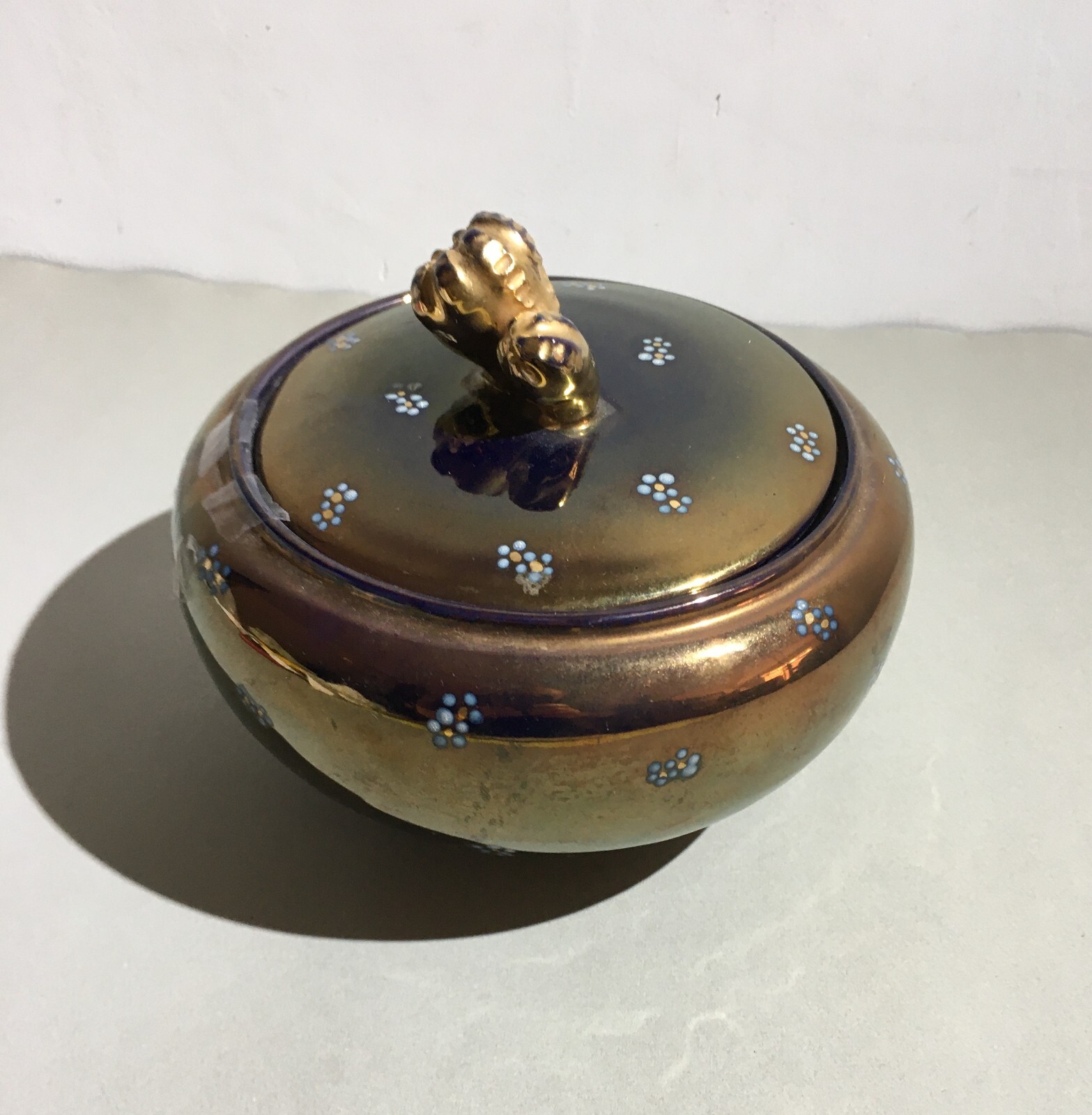 Ceramica Da Collezione: Ciotola Con Coperchio A Motivi Floreali, Rimini