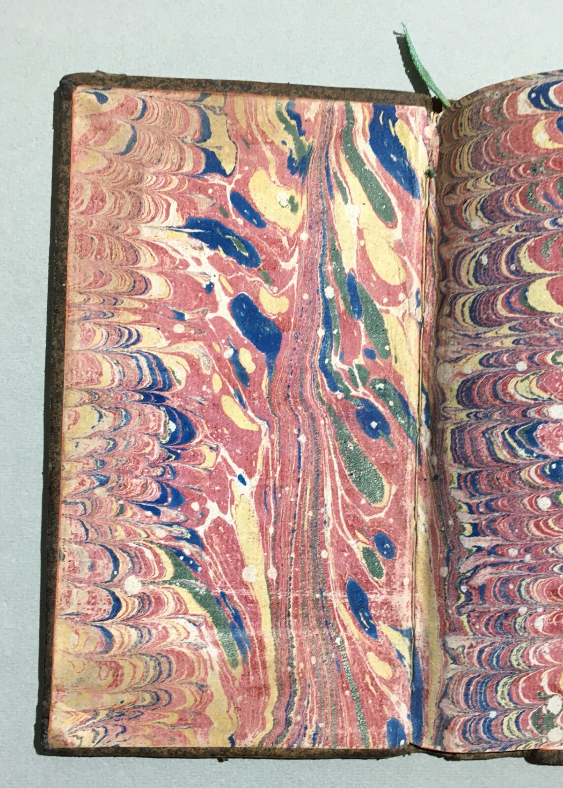 Bibliofilia: Antica Legatura In Pelle Per "Divozioni Diverse"