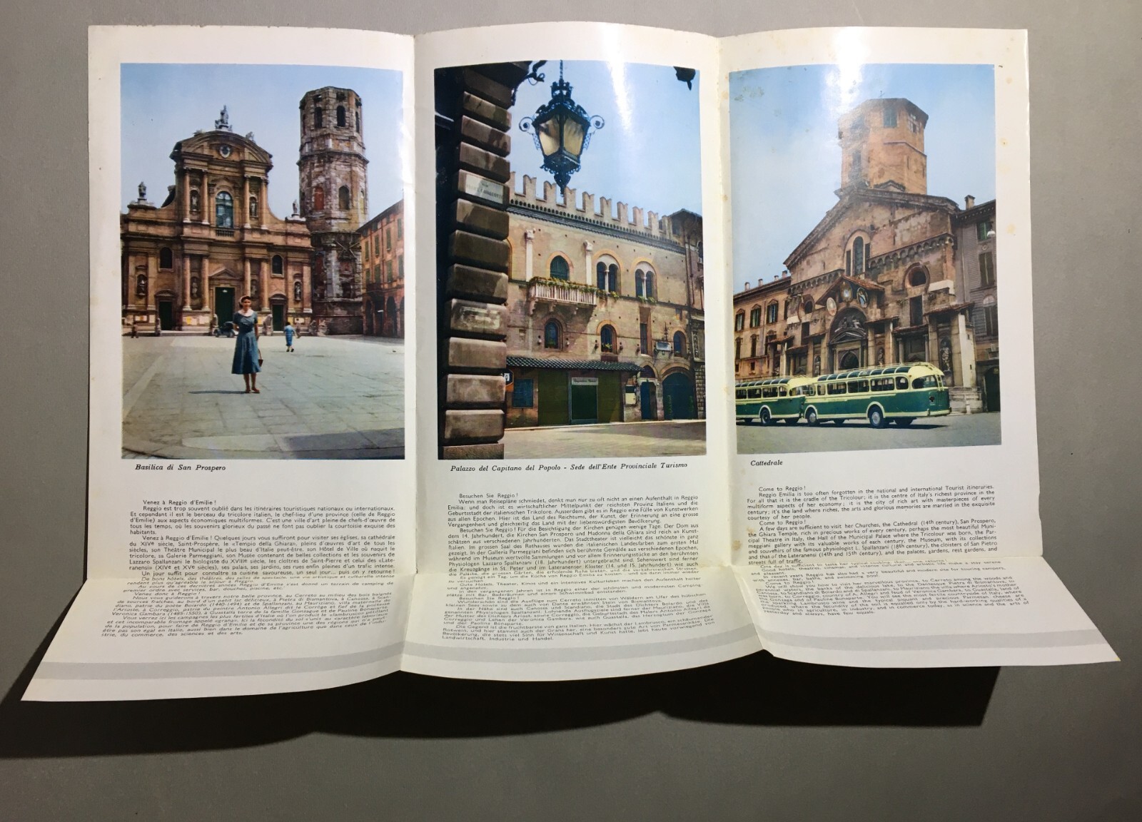 Reggio Emilia: Bianello, Cerreto, Civago, Canossa   Depliant Turistico A Colori   SAIGA