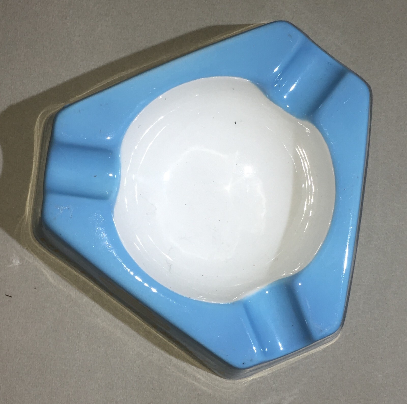Posacenere Pubblicitario Regina Isabella, Lacco Ameno, Ceramica Richard Ginori
