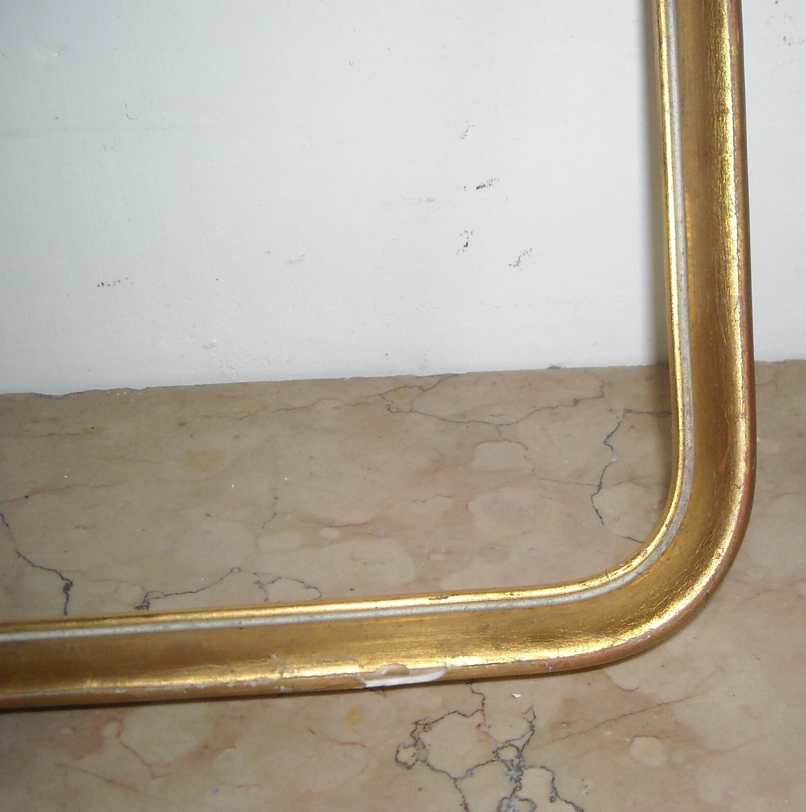 Cornice d'Epoca In Legno Dorato