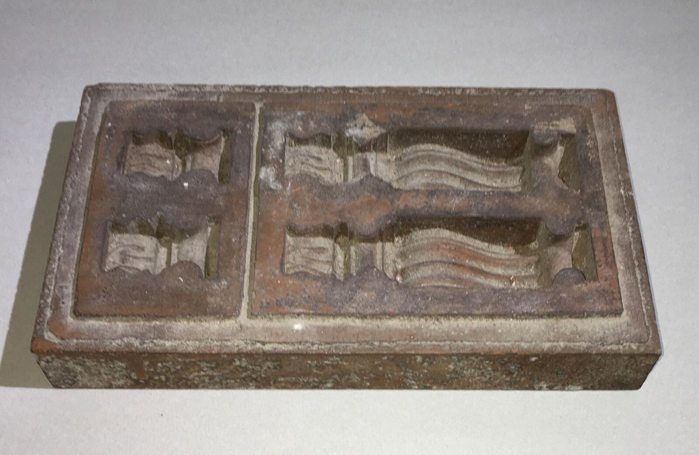 Arte E Artigianato Del Ferro: Antico Calco Per Fusione Con Motivi Decorativi
