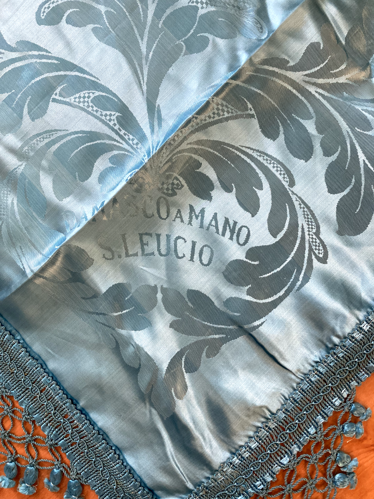 Tessuto Pregiato Damascato   S. Leucio   Lavorazione A Mano