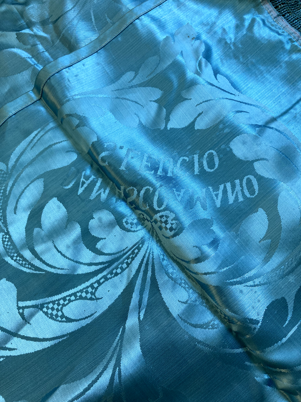 Tessuto Pregiato Damascato   S. Leucio   Lavorazione A Mano