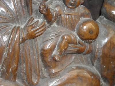 Antico Inginocchiatoio Devozionale Con Scultura Della Madonna Con Bambino