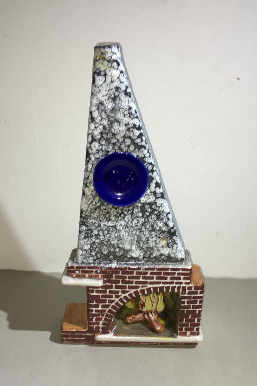 Ceramica Da Collezione   Bottiglia Decorata E Modellata   Caminetto   Mendrisio   Sailis