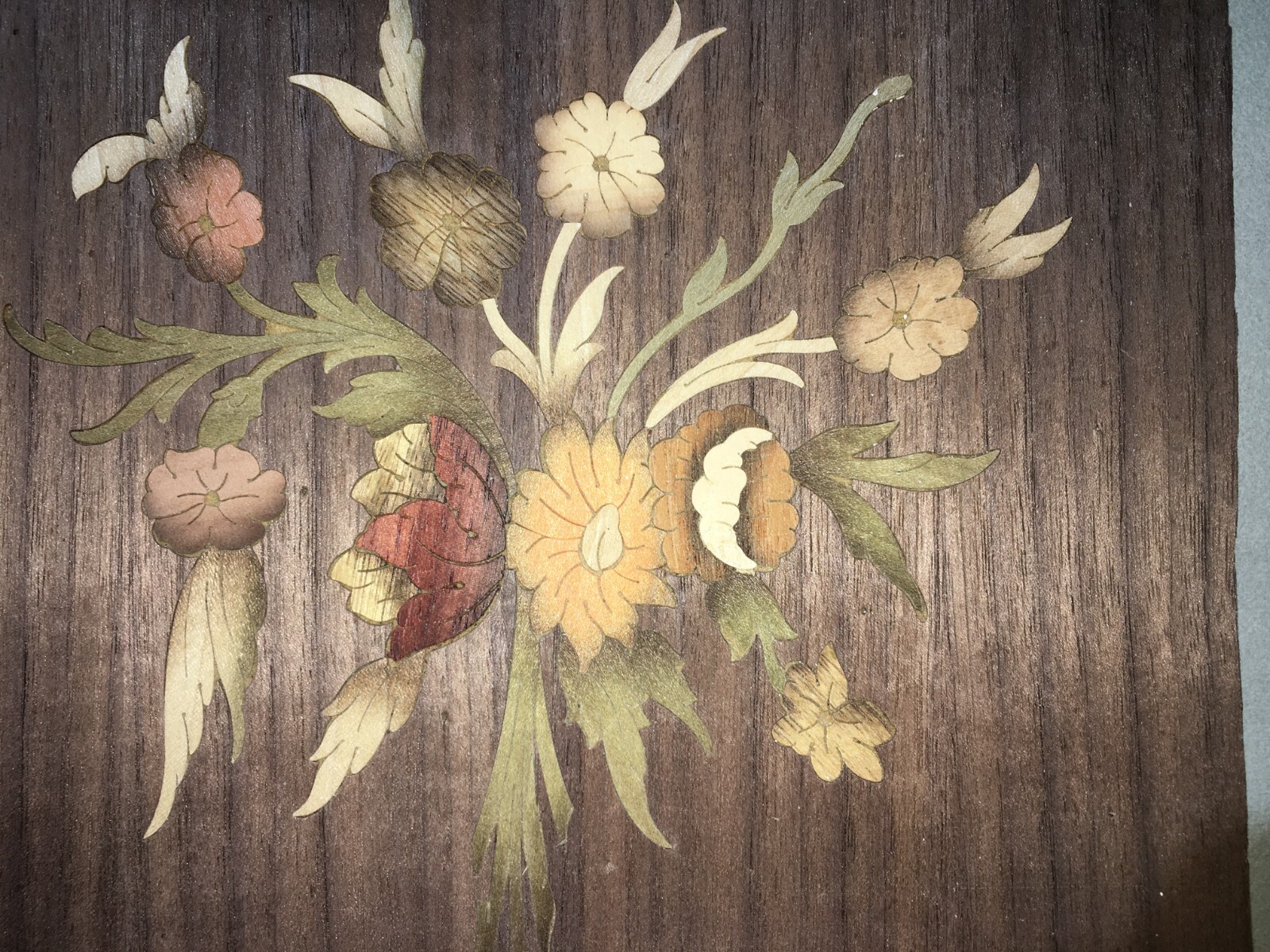 Ebanisteria, Artigianato Del Legno, Pannello Intarsiato Con Decoro Floreale Policromo