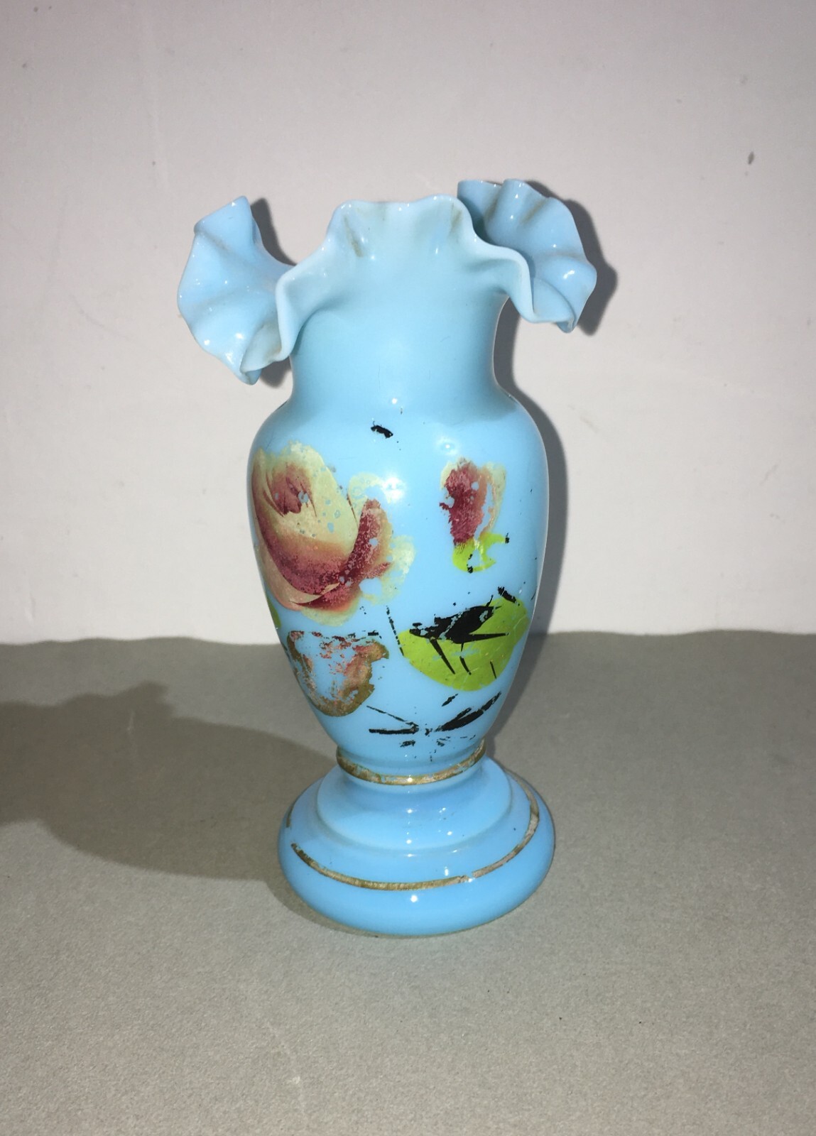 Decorativo Soprammobile Antico: Vasetto Portafiori In Opaline Celeste, Decoro Liberty