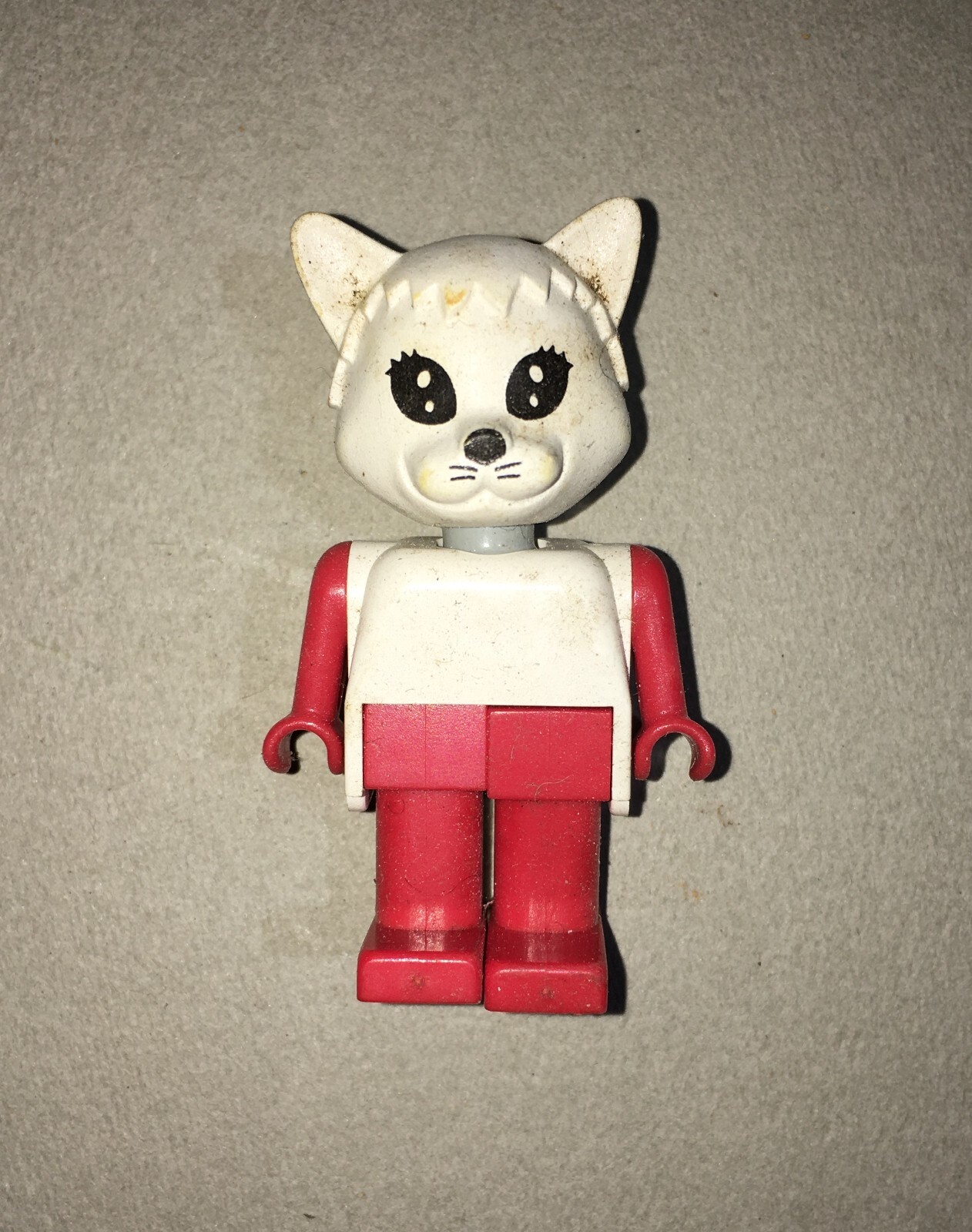 Giochi Per Bambini. Pupazzetto Colorato Tipo Lego Da Collezione