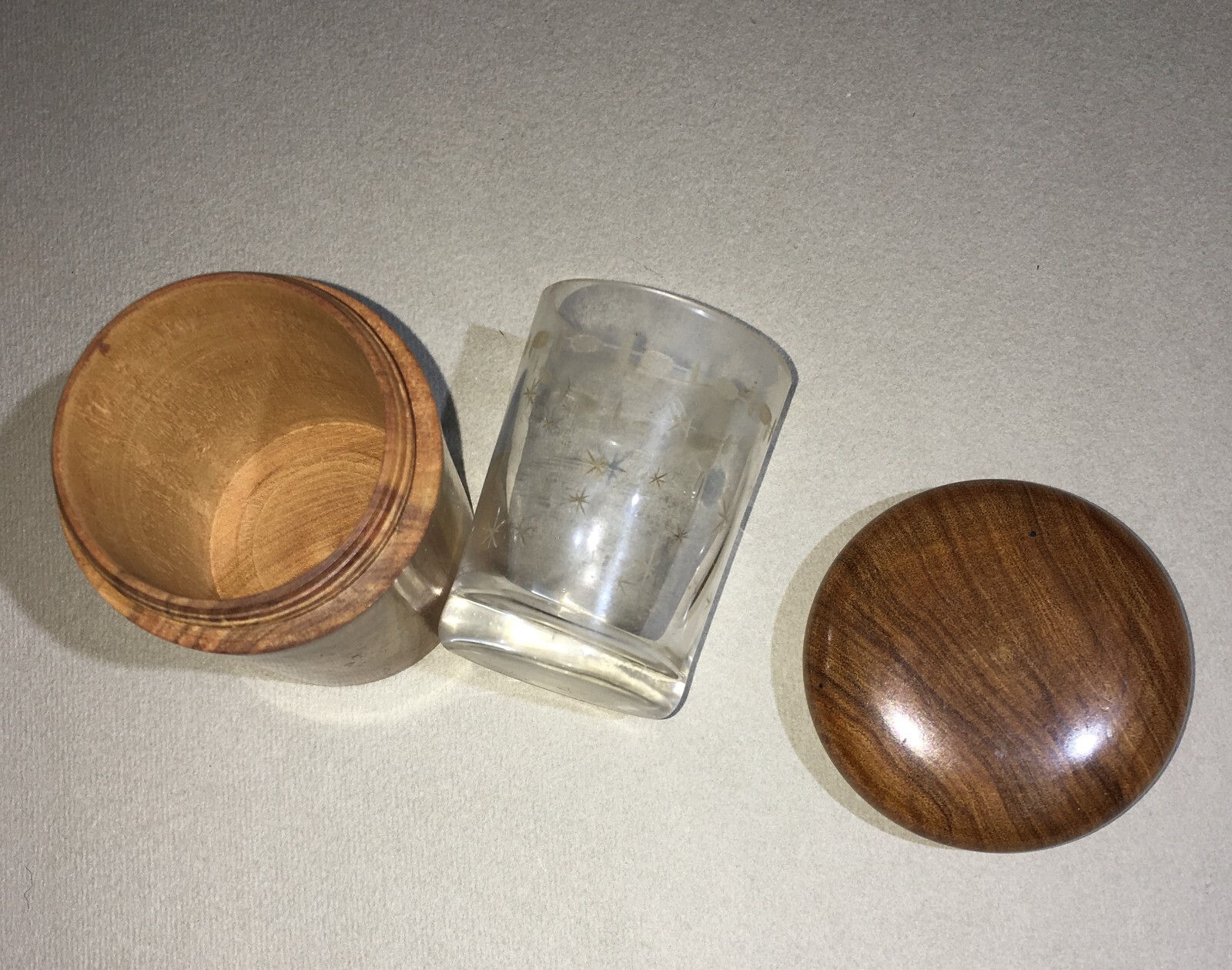 Bellagio   Antico Astuccio In Legno Con Bicchierino In Vetro Inciso