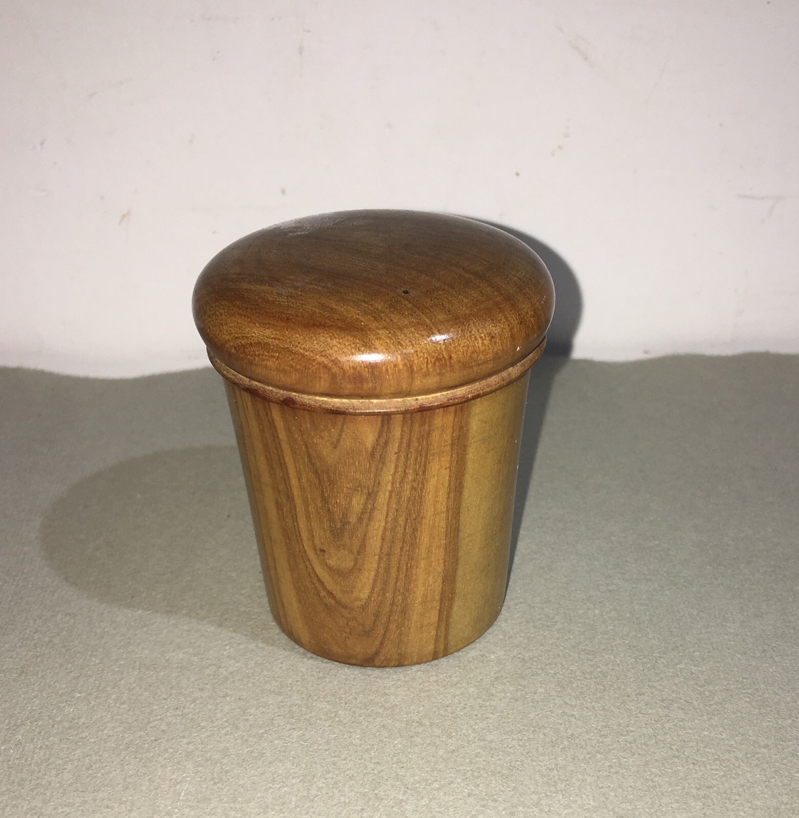 Bellagio   Antico Astuccio In Legno Con Bicchierino In Vetro Inciso