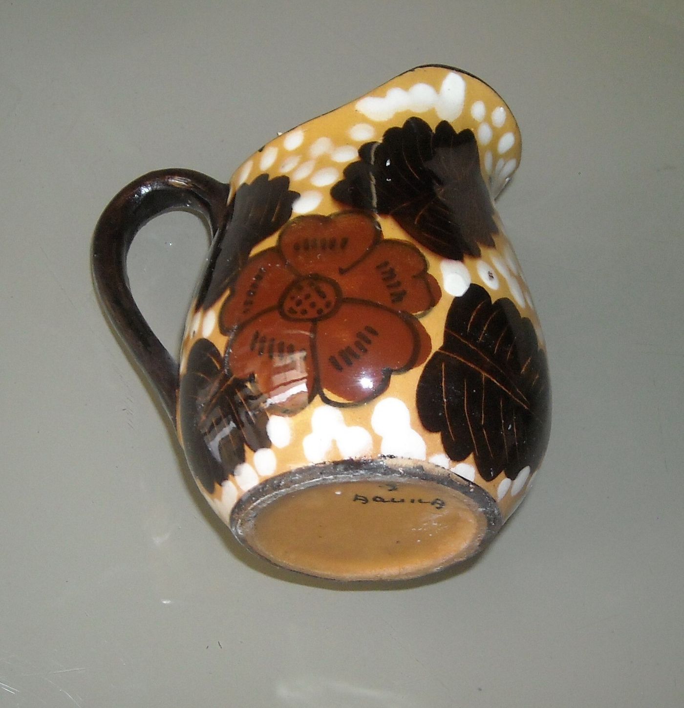 Ceramica Da Collezione: Piccola Brocca Decorativa Con Decoro Floreale, L'Aquila, Prima Metà Del Novecento