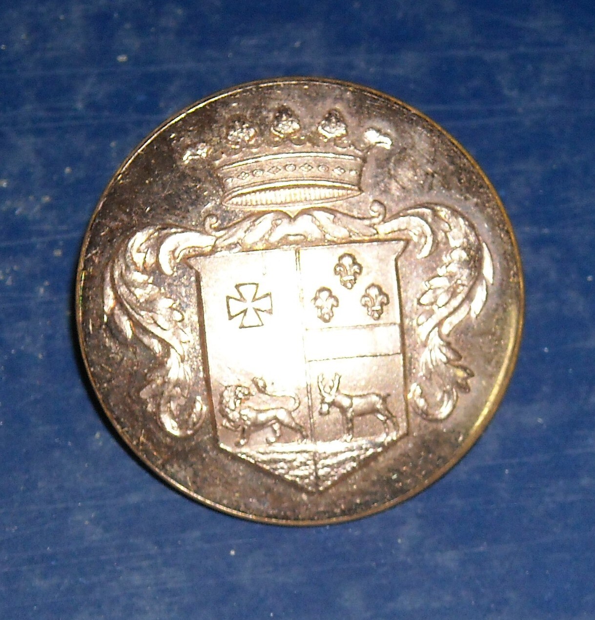Araldica E Militaria: Antico Bottone, Marchio Paris Superfin